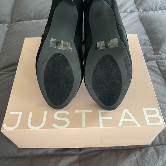 NIB: JustFab booties. - Picture 7 of 9